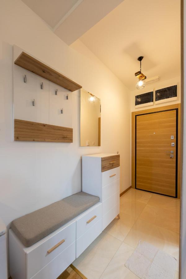 Apartmani Oktobar 06 Zlatibor Extérieur photo
